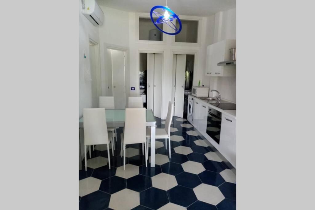 קפיטלו Villa Cilento Mare, Bellissima Con Ampio Giardino מראה חיצוני תמונה
